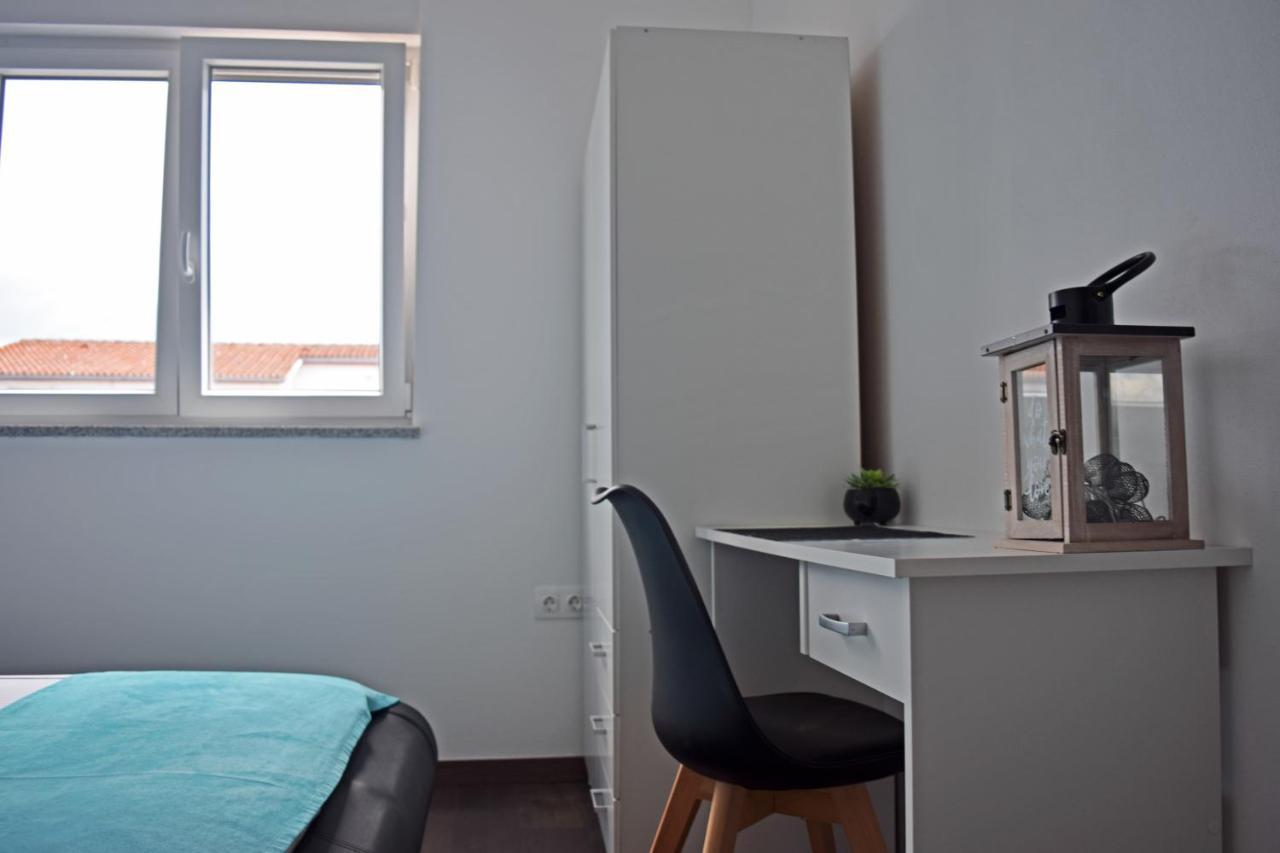 Apartment Summer Breeze Pula Exterior photo